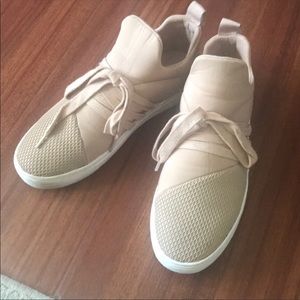 Steve madden fashion sneaker